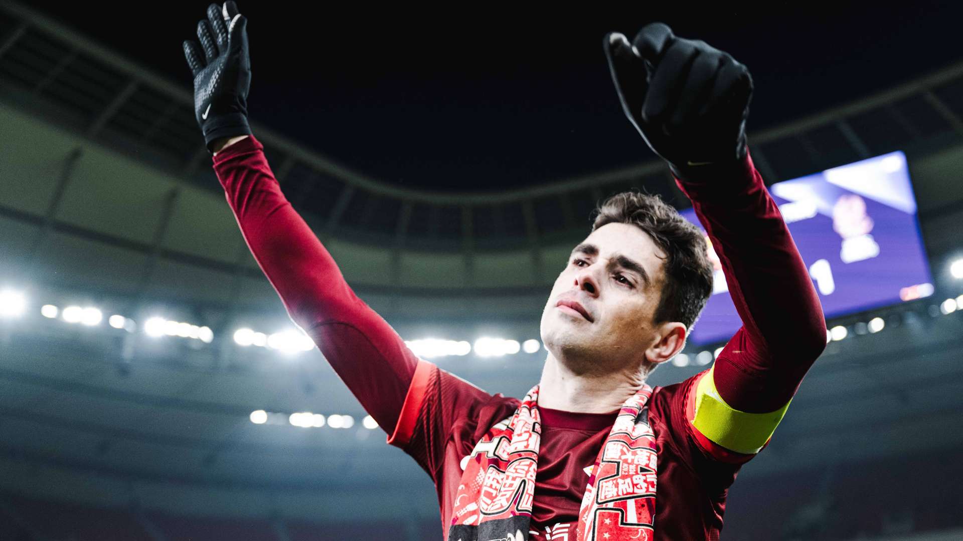 万英镑的违 万英镑的违